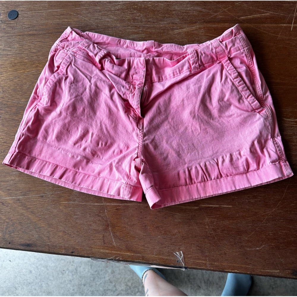 COPY - Women’s size 8 Vineyard Vines Shorts